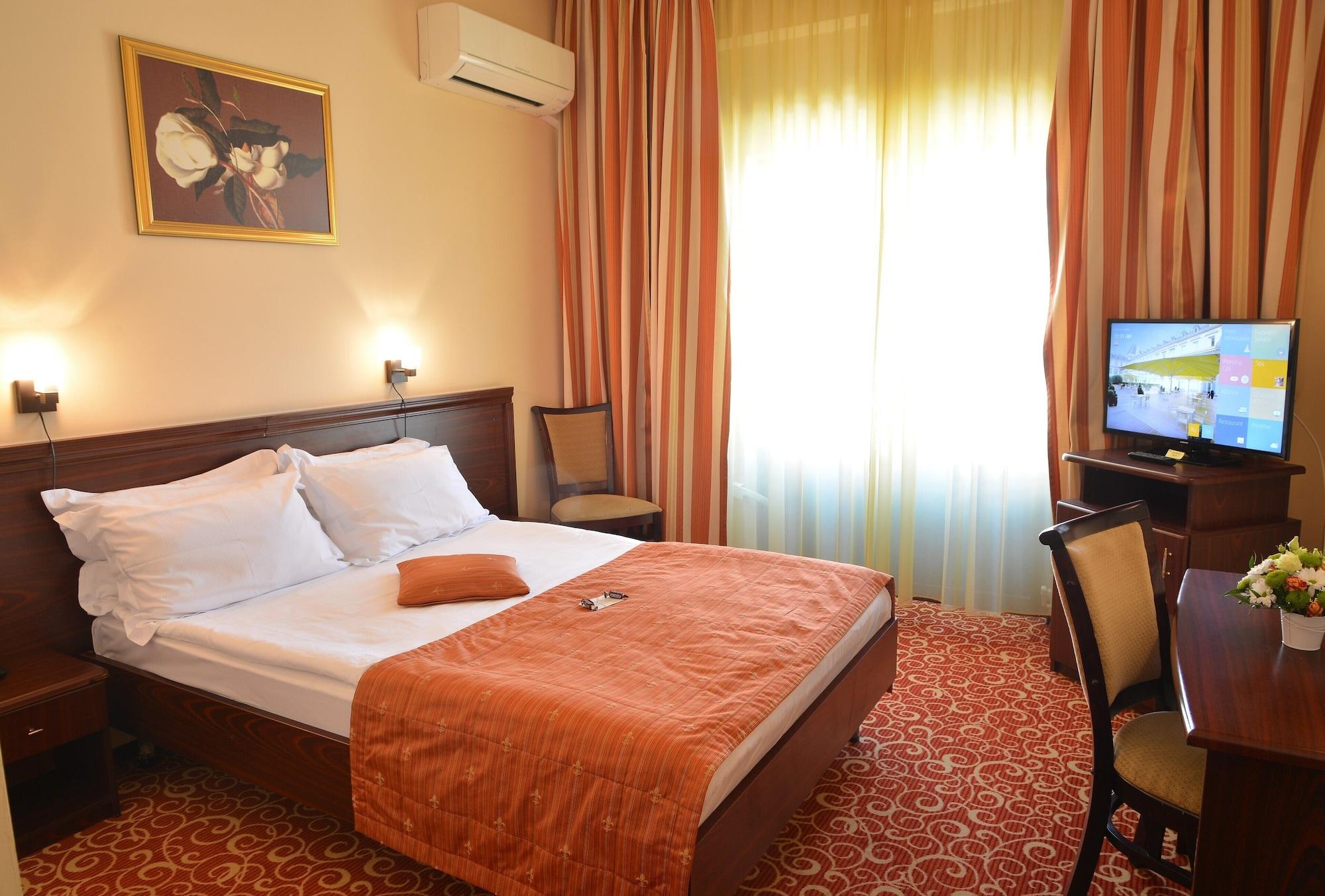 Hotel Central Плоєшті Екстер'єр фото