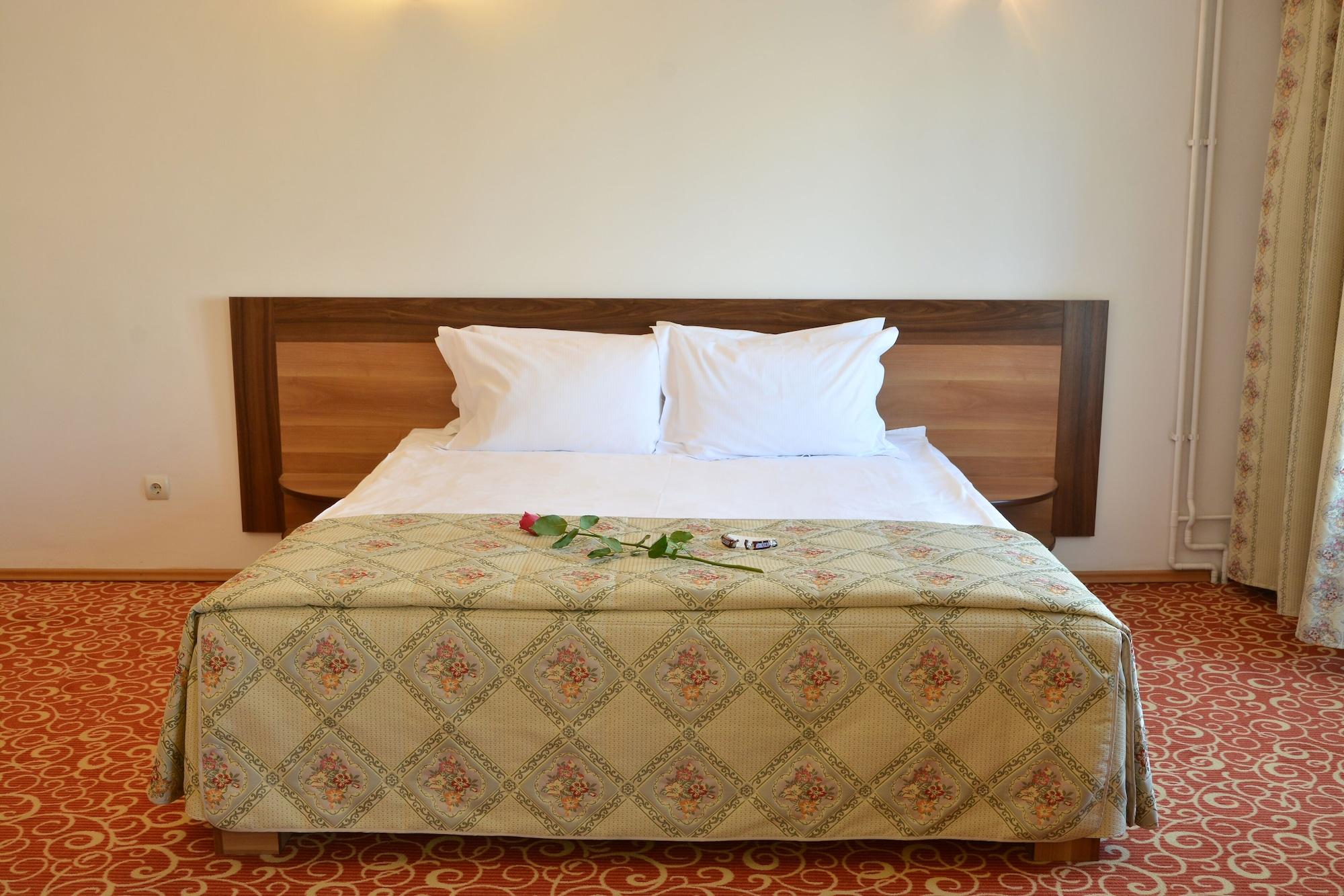 Hotel Central Плоєшті Екстер'єр фото